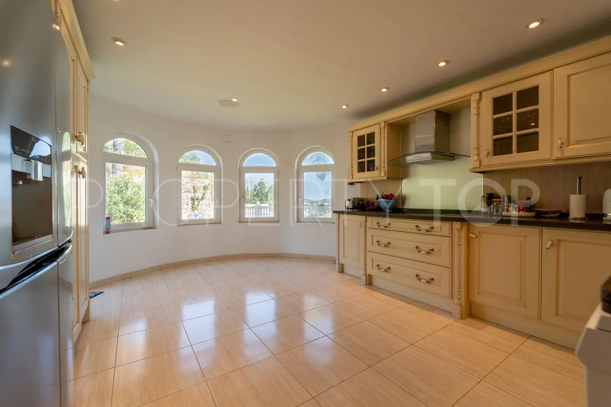 5 bedrooms villa for sale in Mijas Costa