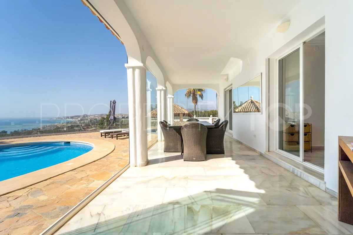 5 bedrooms villa for sale in Mijas Costa