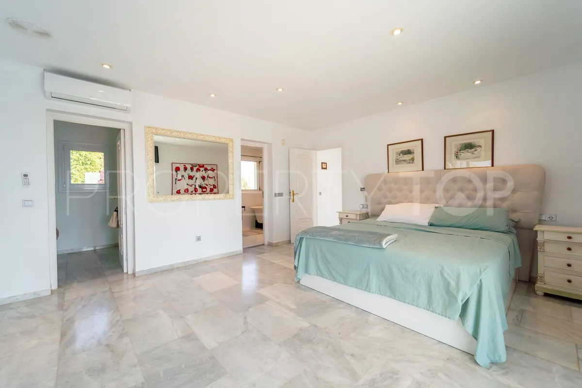 5 bedrooms villa for sale in Mijas Costa