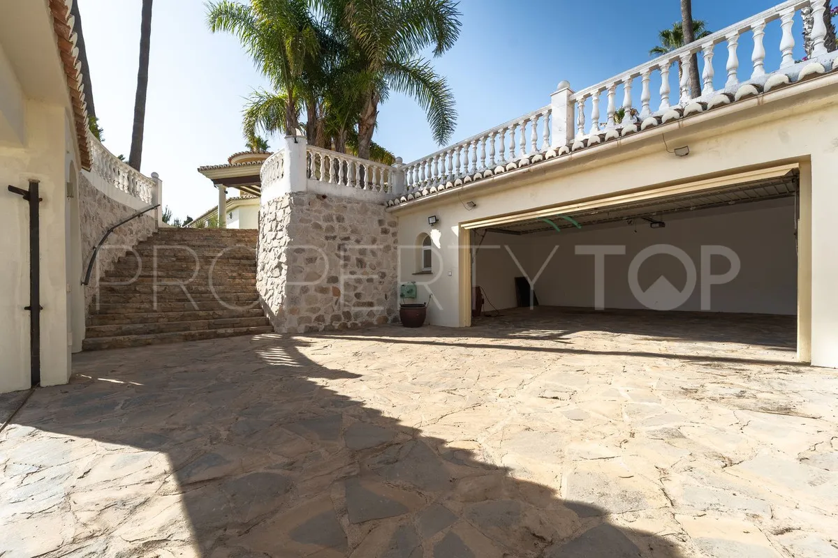 5 bedrooms villa for sale in Mijas Costa