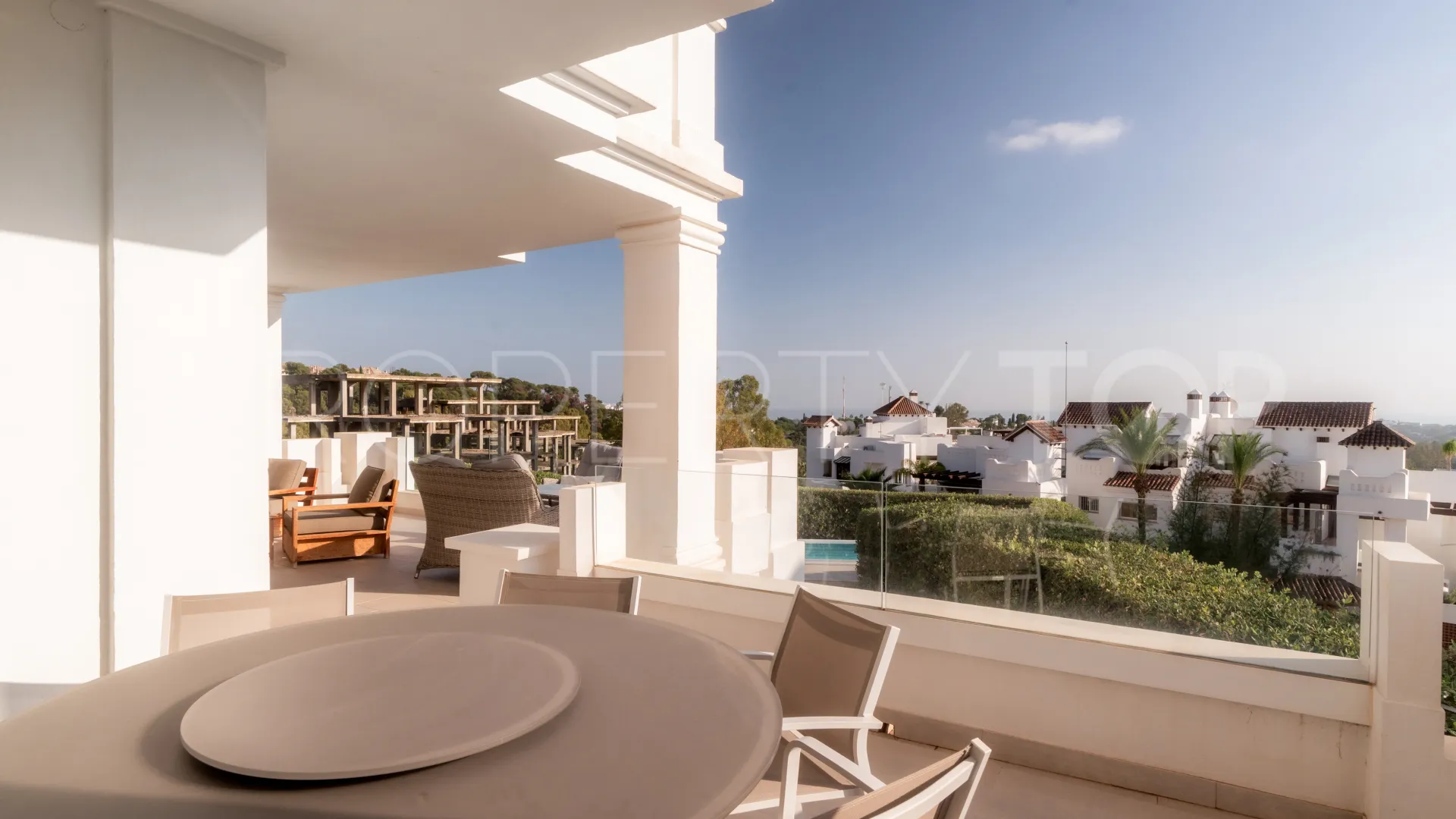 For sale 3 bedrooms apartment in 9 Lions Residences