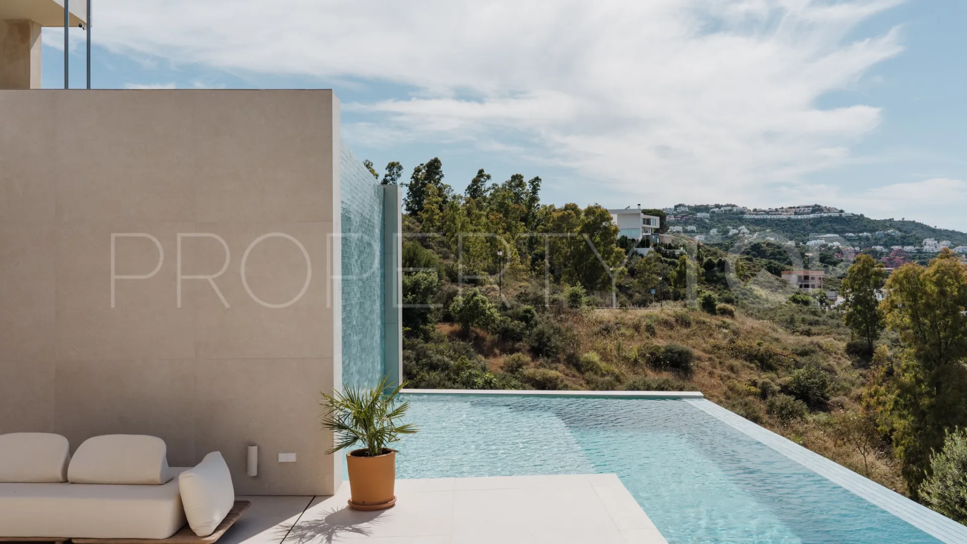 5 bedrooms La Cala Golf Resort villa for sale