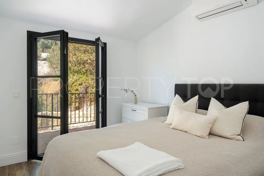 Villa with 5 bedrooms for sale in Casares