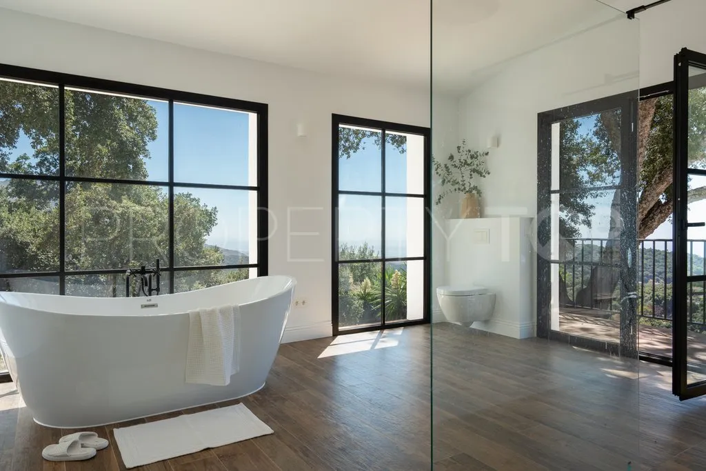 Villa with 5 bedrooms for sale in Casares