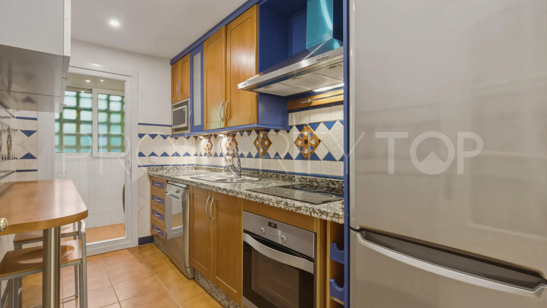 For sale ground floor apartment in Marbella Golden Mile