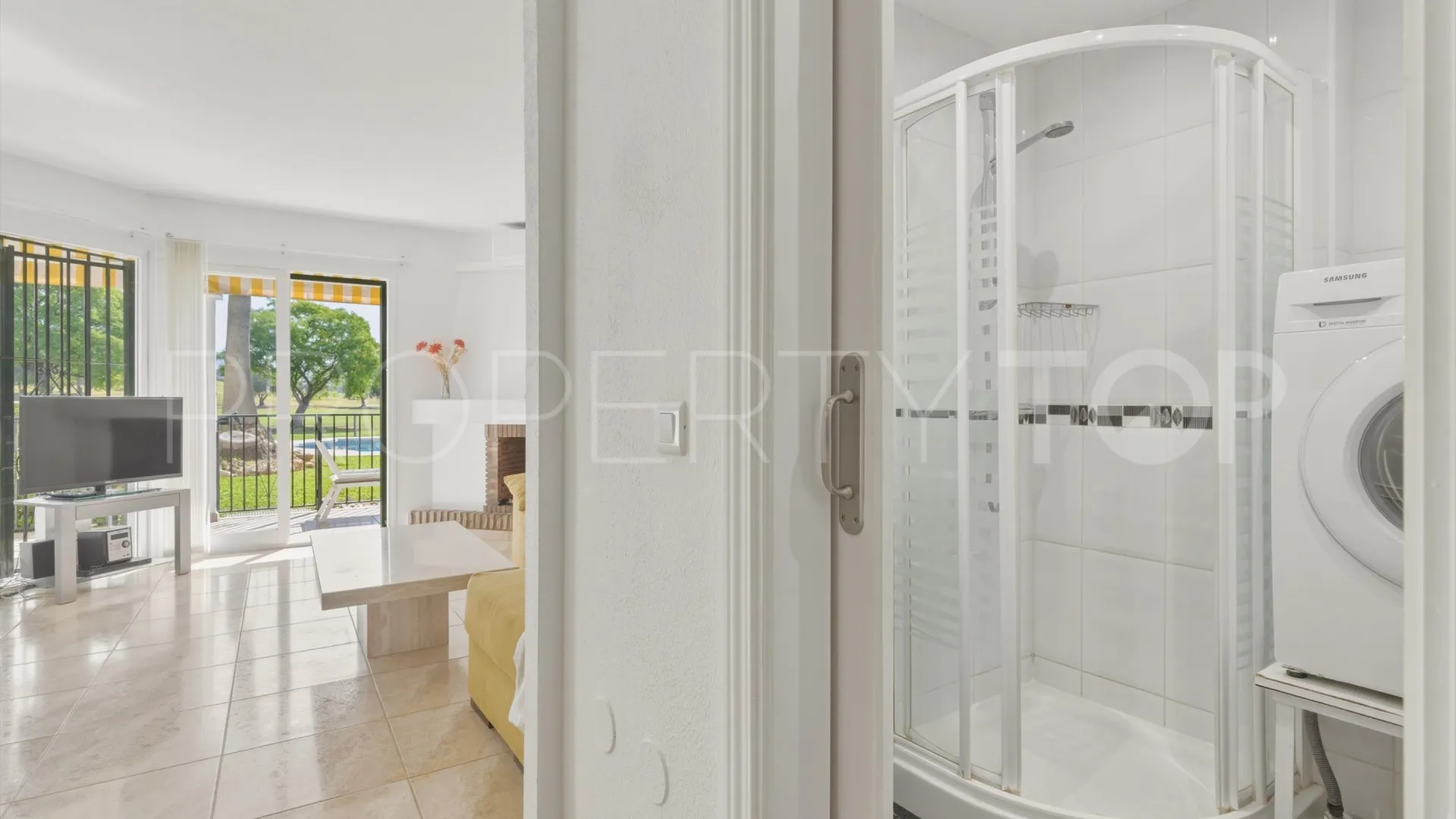 For sale 2 bedrooms ground floor apartment in Mijas Golf