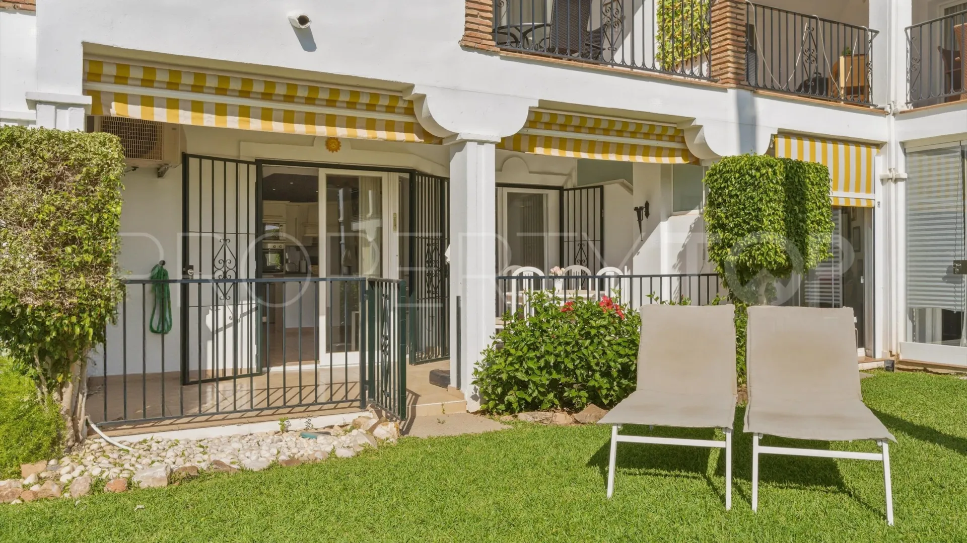 For sale 2 bedrooms ground floor apartment in Mijas Golf