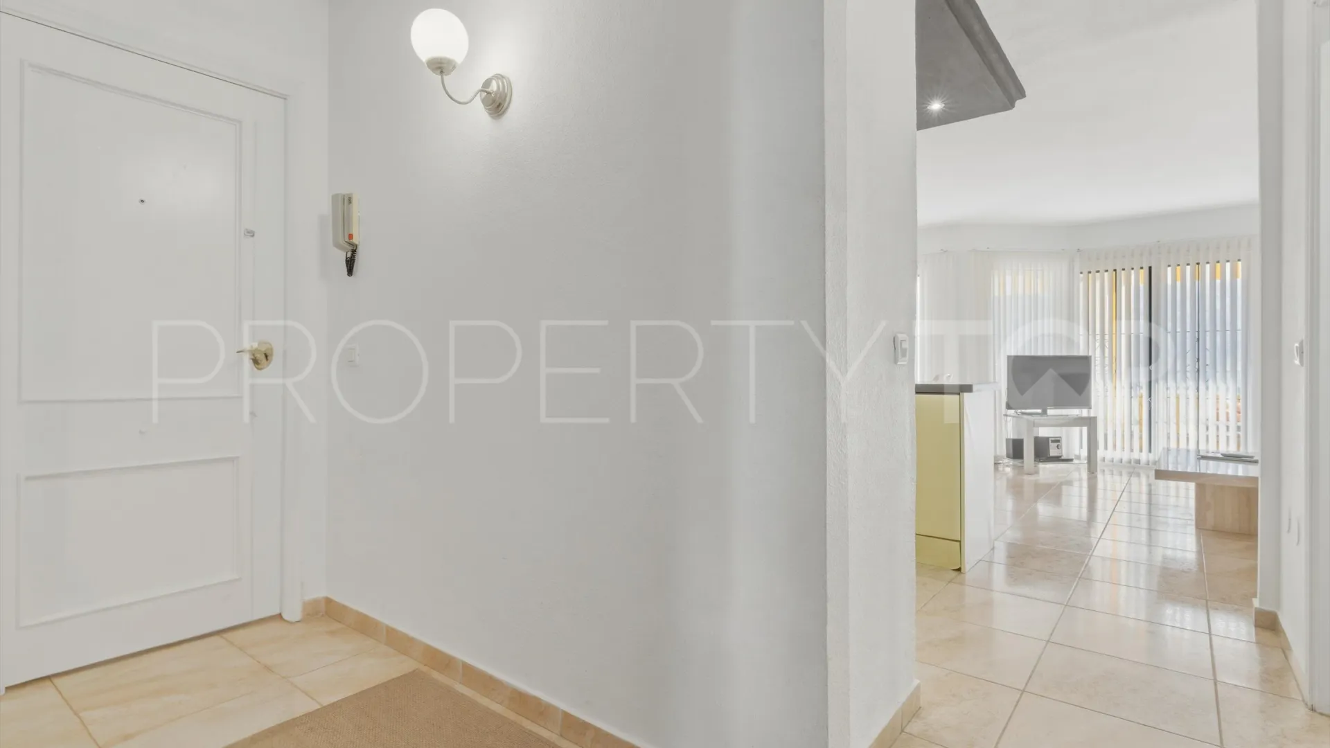 For sale 2 bedrooms ground floor apartment in Mijas Golf