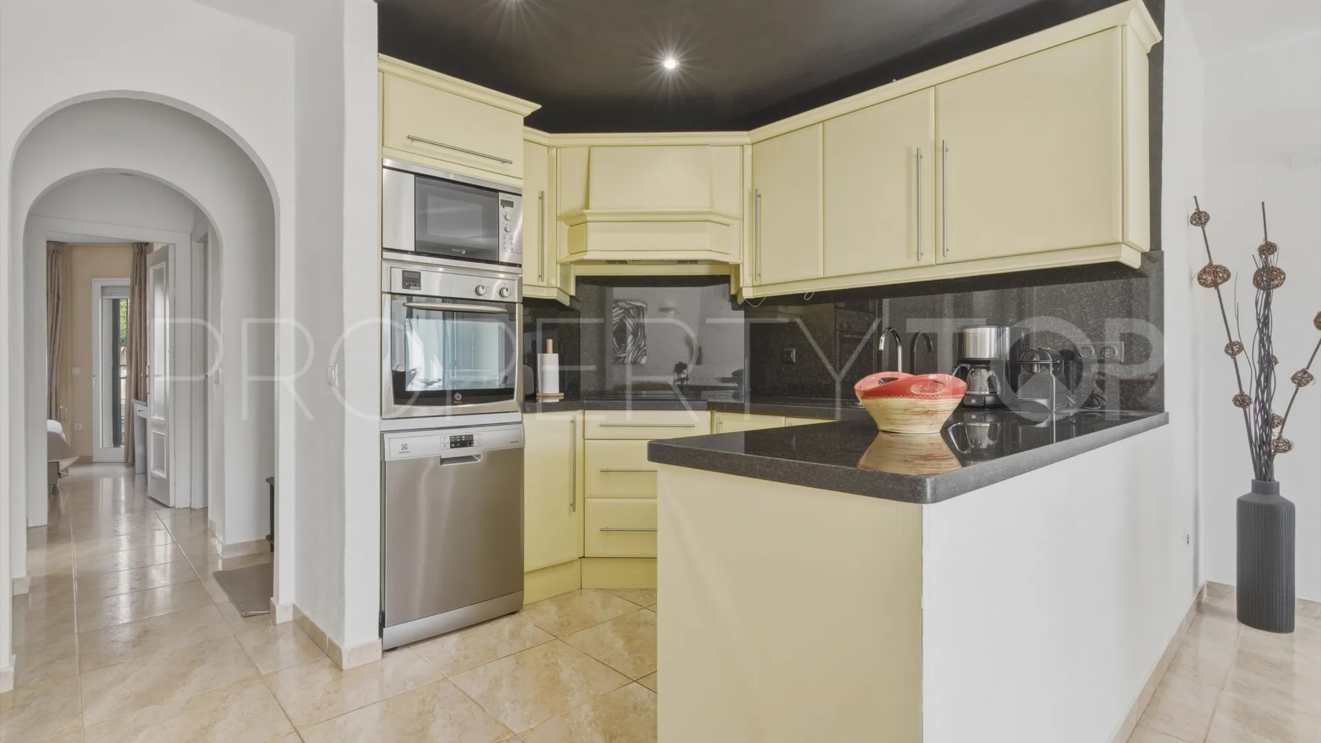 For sale 2 bedrooms ground floor apartment in Mijas Golf