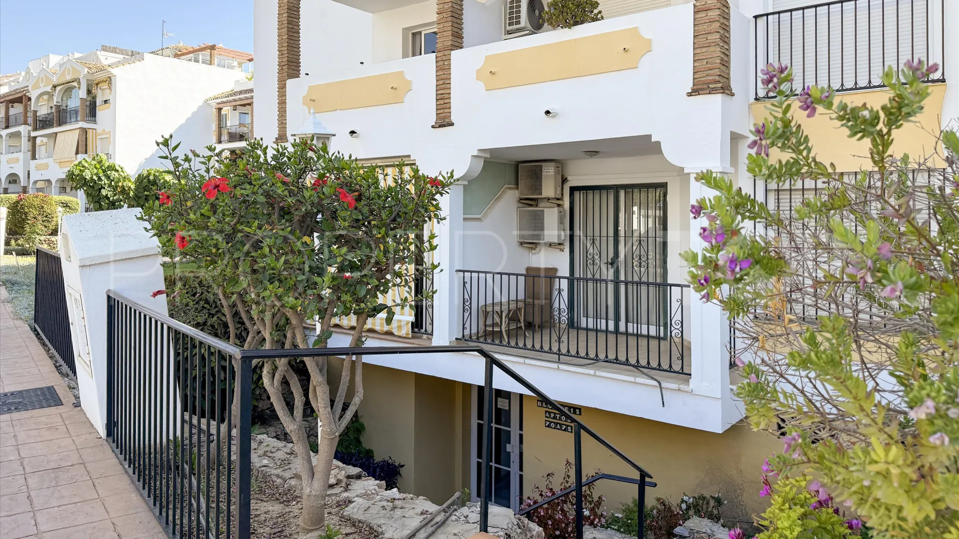 For sale 2 bedrooms ground floor apartment in Mijas Golf
