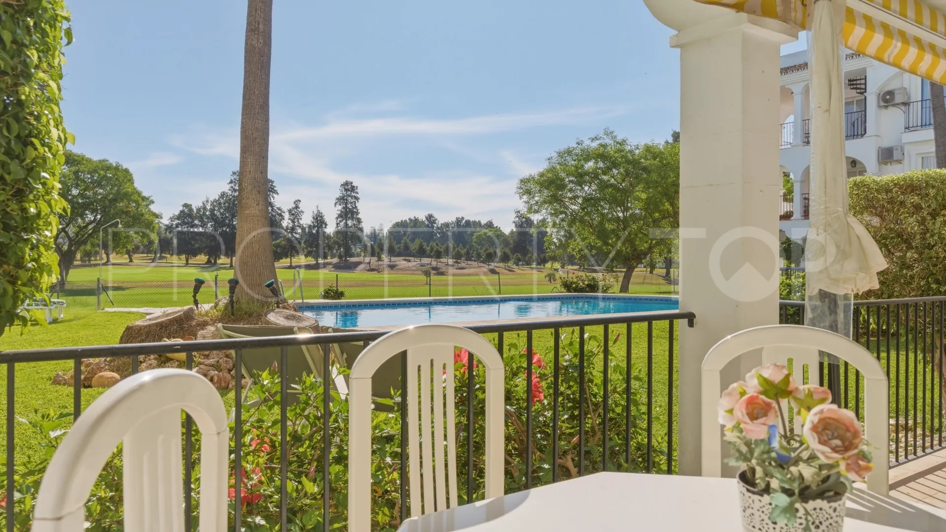 For sale 2 bedrooms ground floor apartment in Mijas Golf