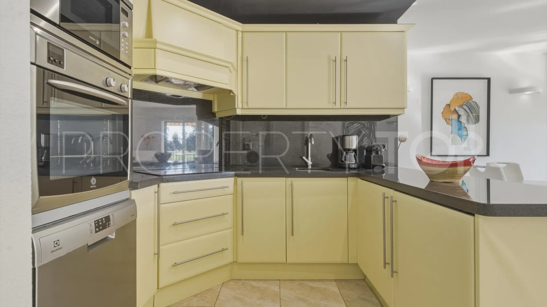 For sale 2 bedrooms ground floor apartment in Mijas Golf