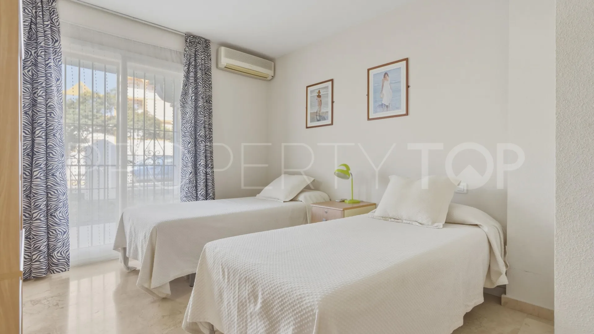 For sale 2 bedrooms ground floor apartment in Mijas Golf