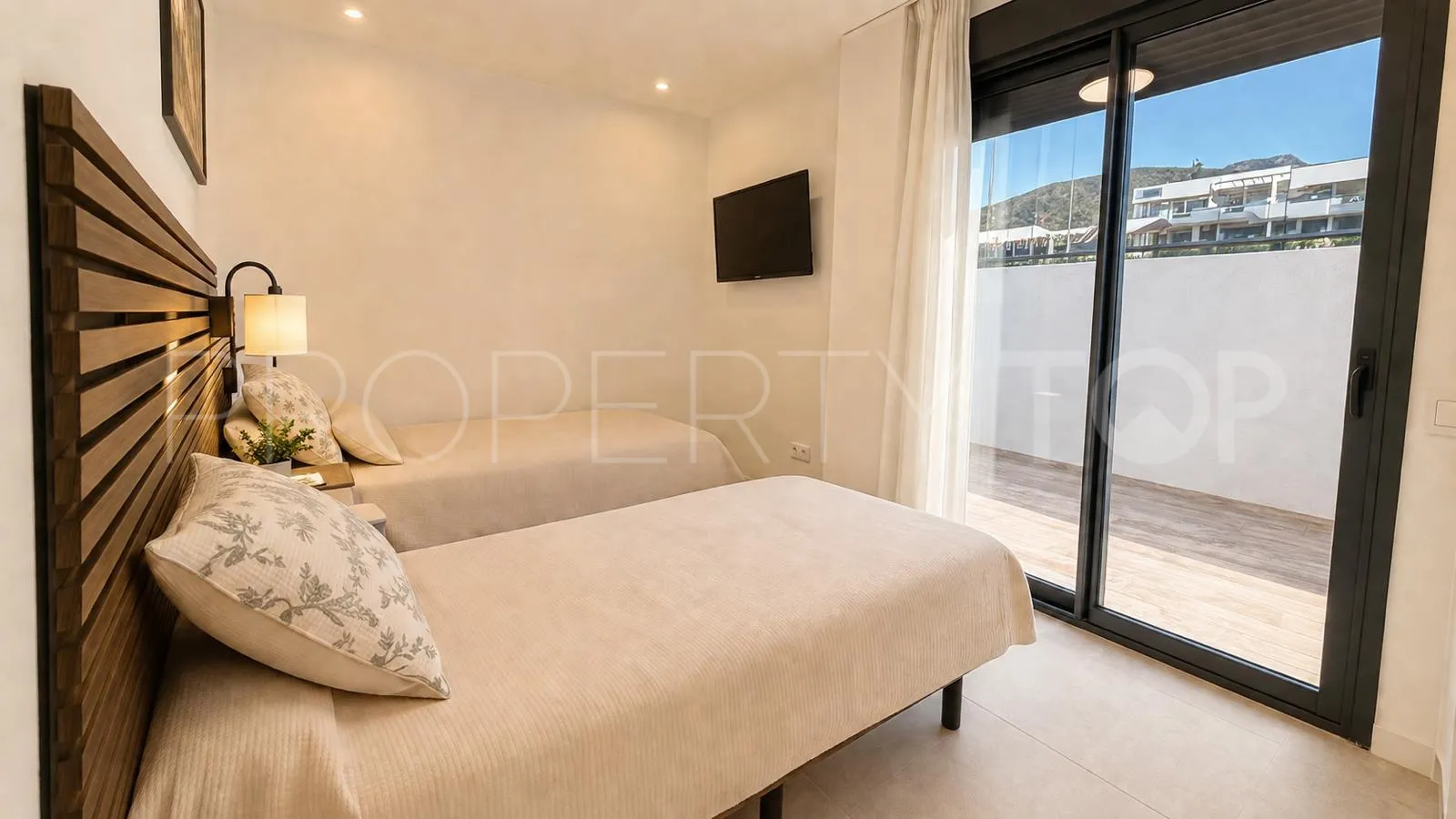 2 bedrooms bungalow for sale in Finestrat