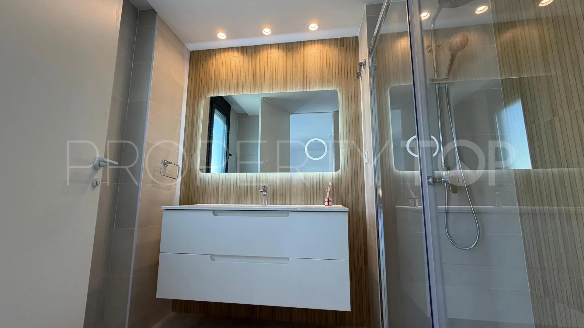 2 bedrooms bungalow for sale in Finestrat