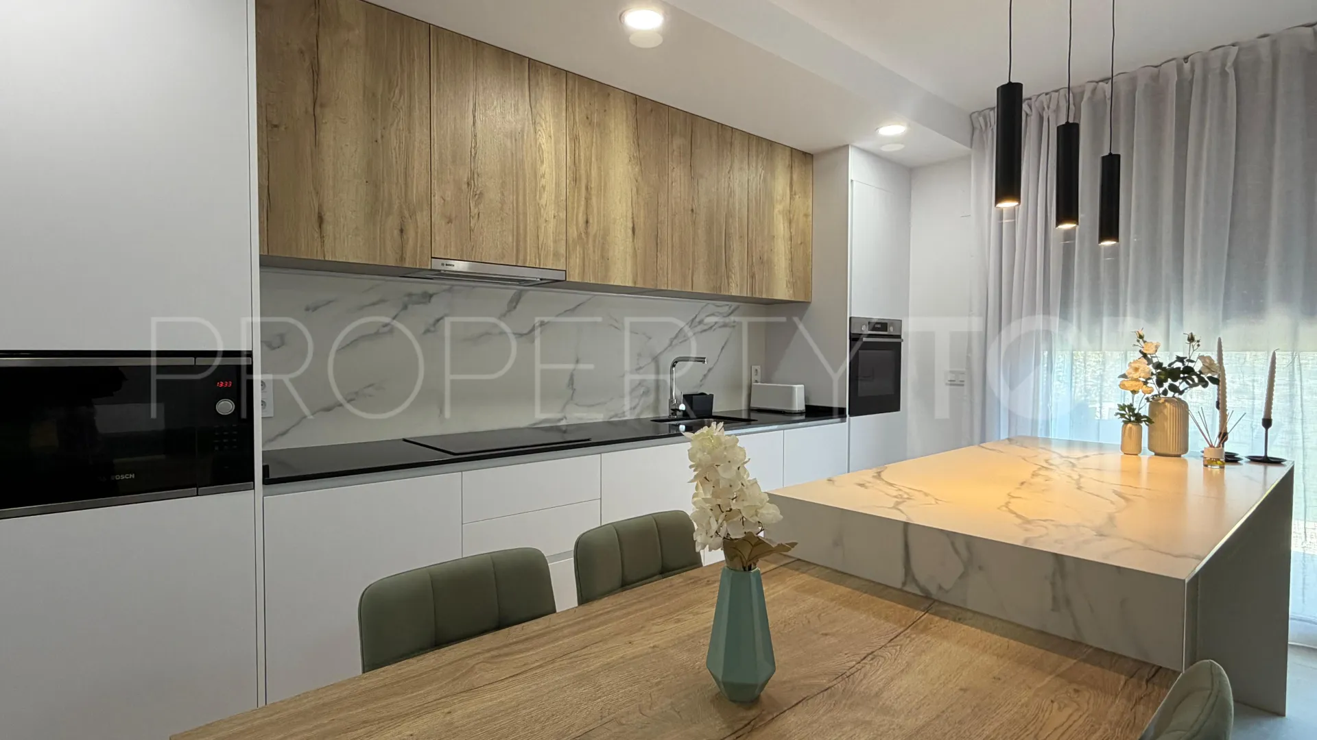 Apartamento de 2 dormitorios en venta en Finestrat