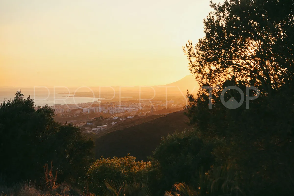 Los Altos de los Monteros, villa en venta