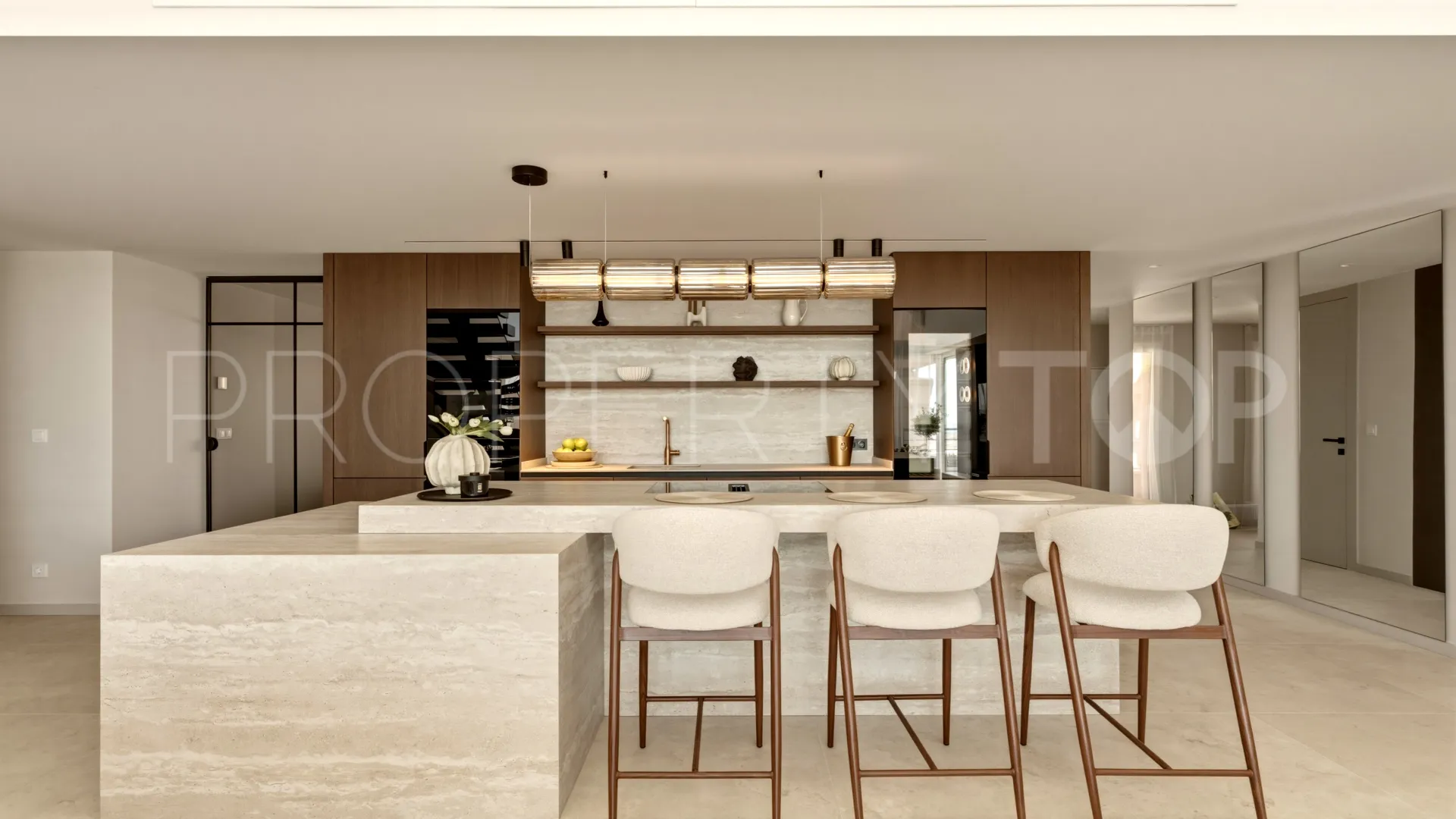 Duplex penthouse for sale in Magna Marbella with 3 bedrooms