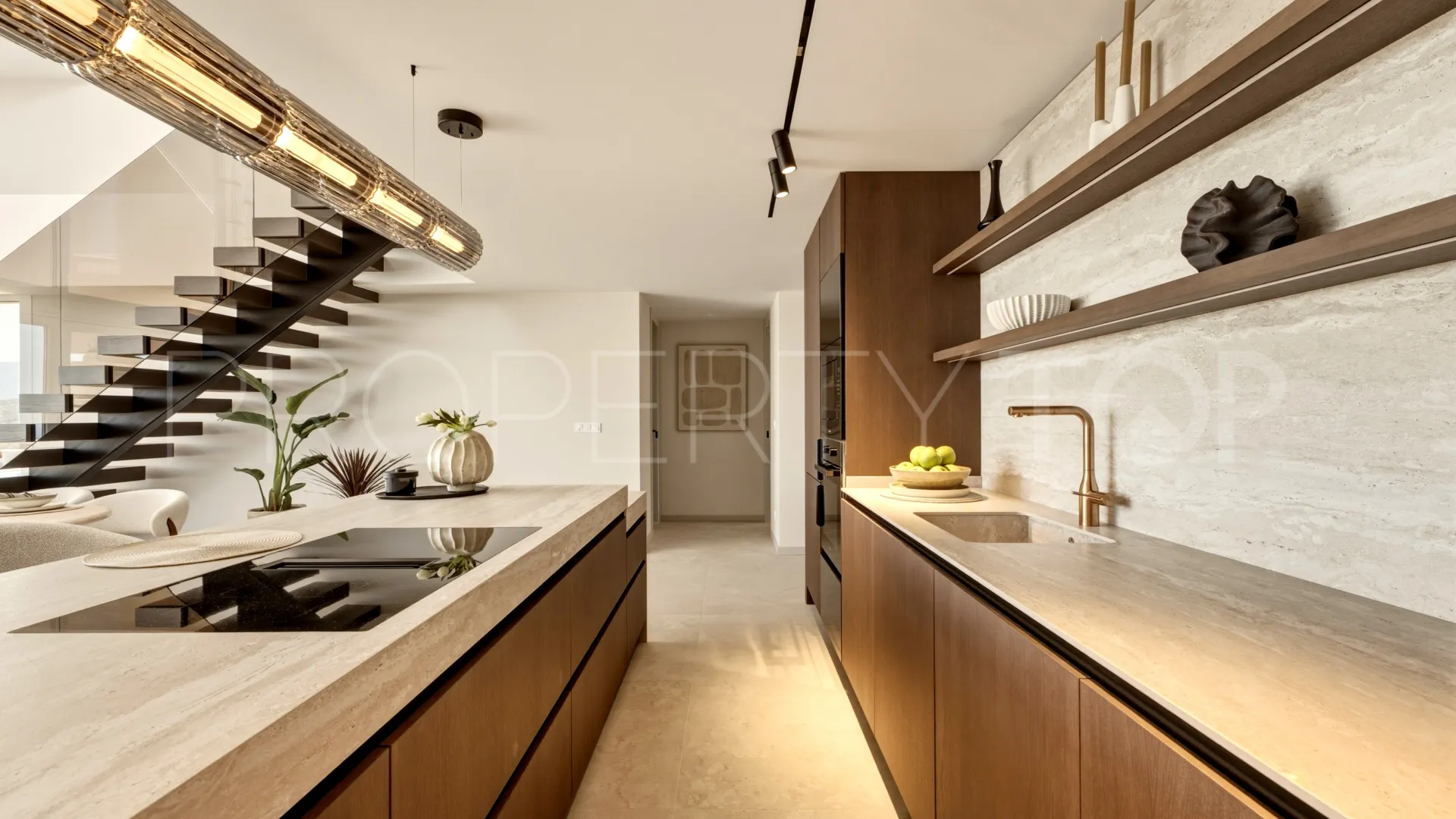 Duplex penthouse for sale in Magna Marbella with 3 bedrooms
