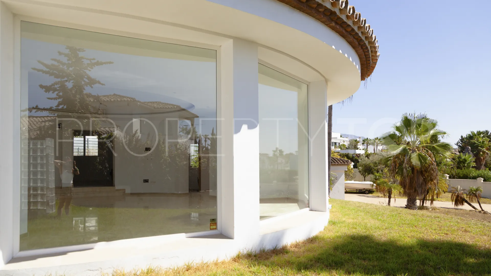 Villa de 4 dormitorios en venta en El Paraiso