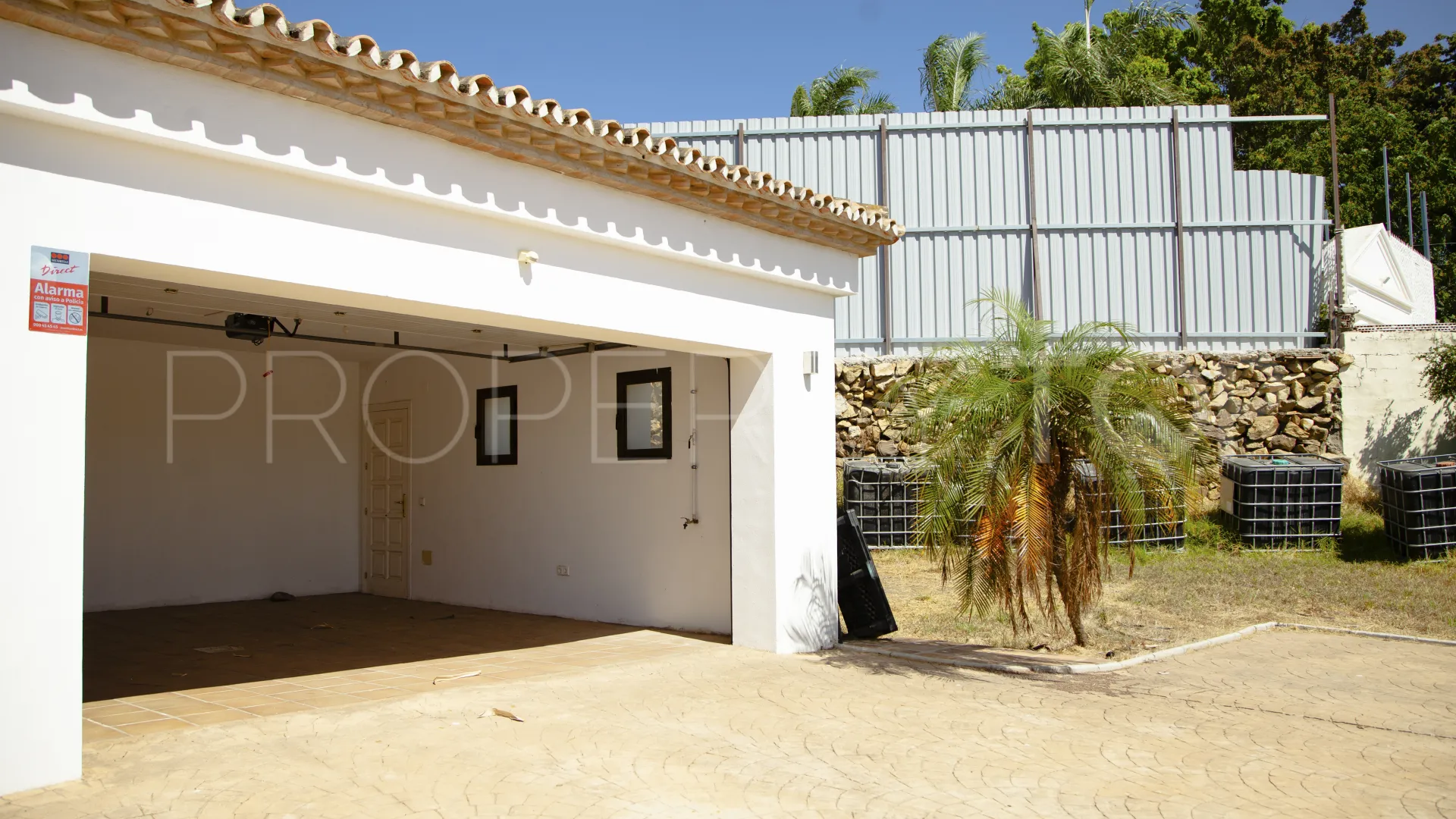 Villa de 4 dormitorios en venta en El Paraiso
