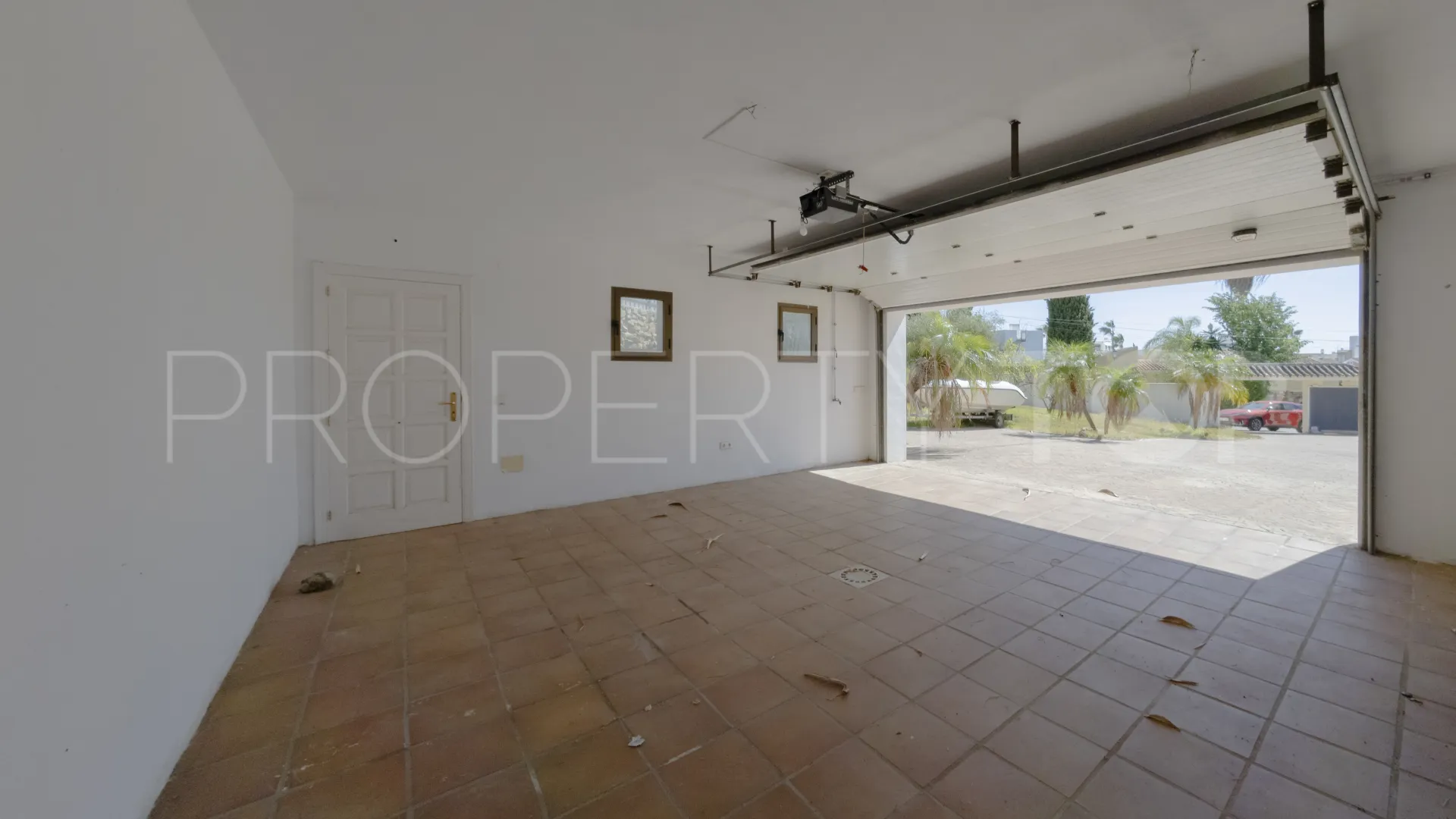 Villa de 4 dormitorios en venta en El Paraiso