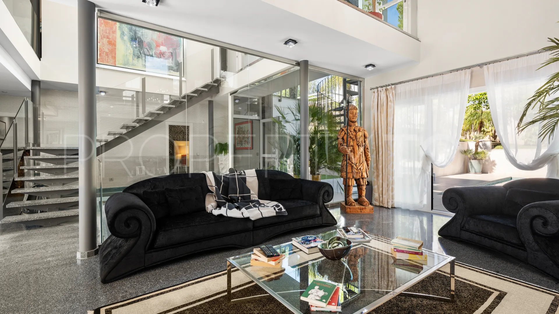 5 bedrooms villa in La Cala Golf Resort for sale