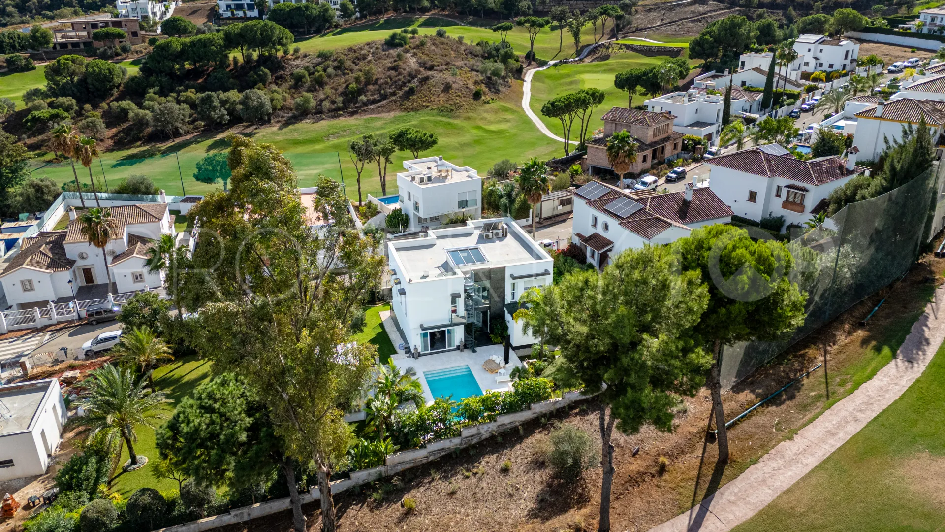 5 bedrooms villa in La Cala Golf Resort for sale