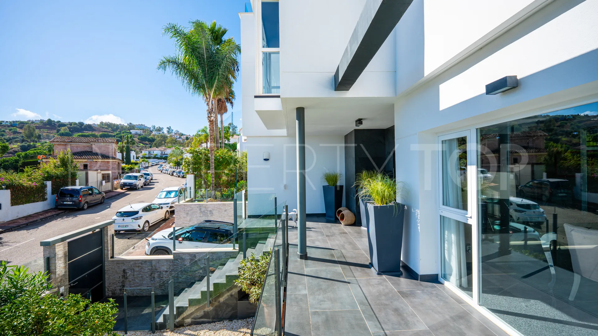 5 bedrooms villa in La Cala Golf Resort for sale