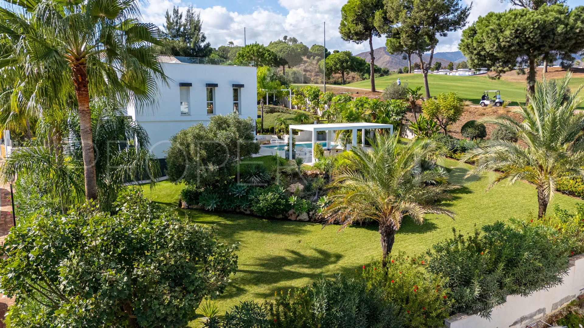 5 bedrooms villa in La Cala Golf Resort for sale