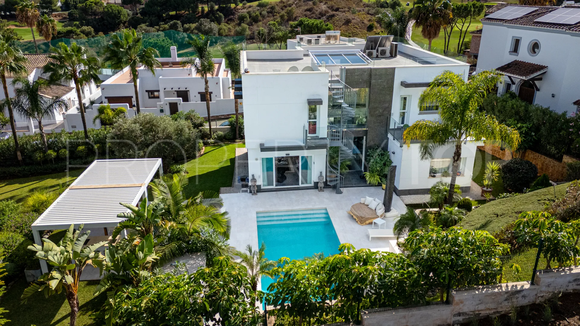 5 bedrooms villa in La Cala Golf Resort for sale