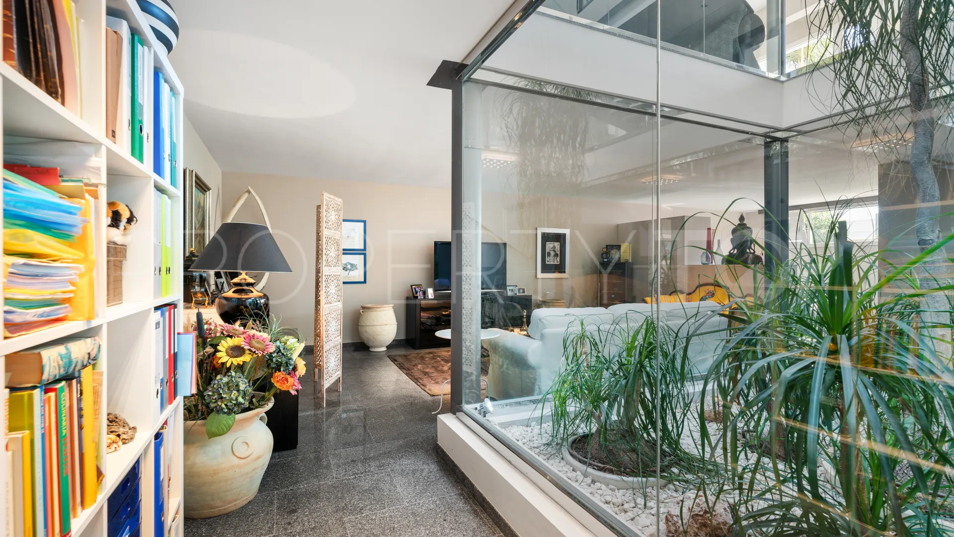 5 bedrooms villa in La Cala Golf Resort for sale