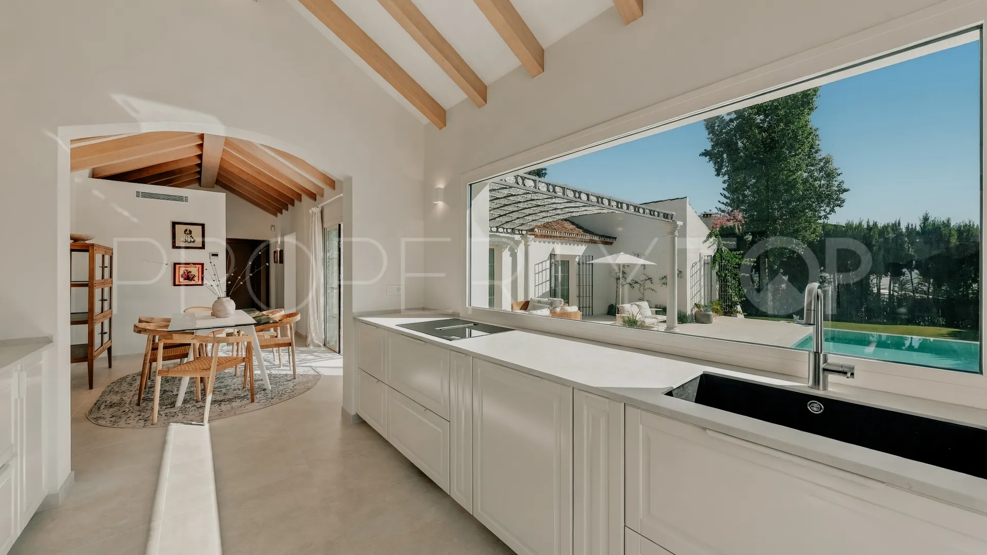 House for sale in Guadalmina Alta with 3 bedrooms