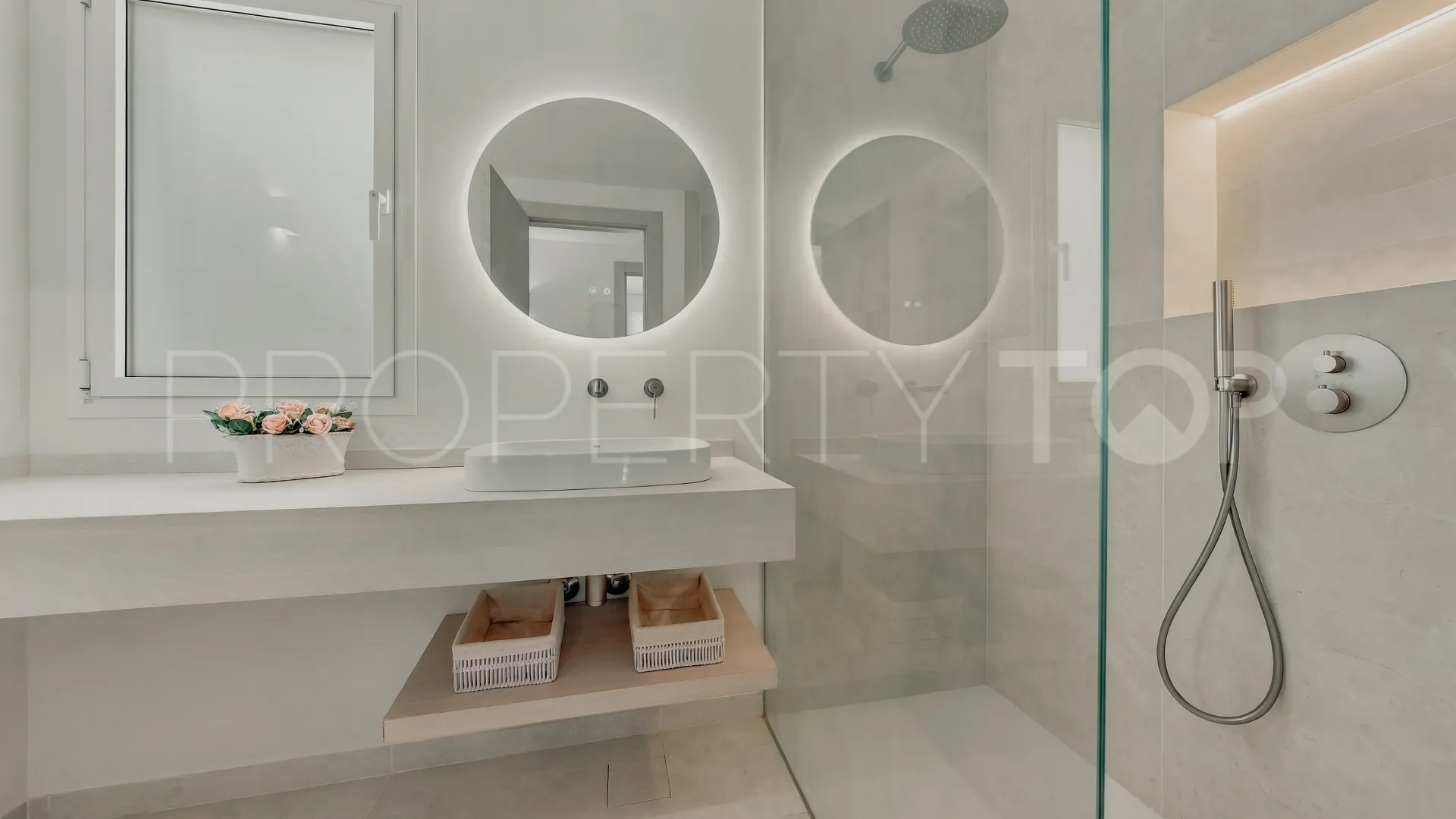House for sale in Guadalmina Alta with 3 bedrooms