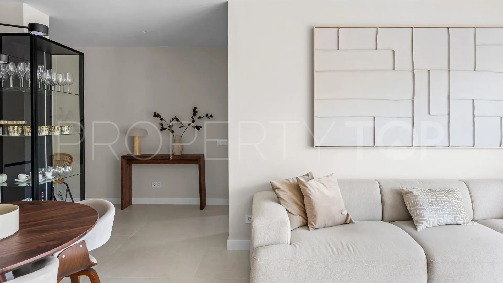 3 bedrooms apartment in Benahavis for sale