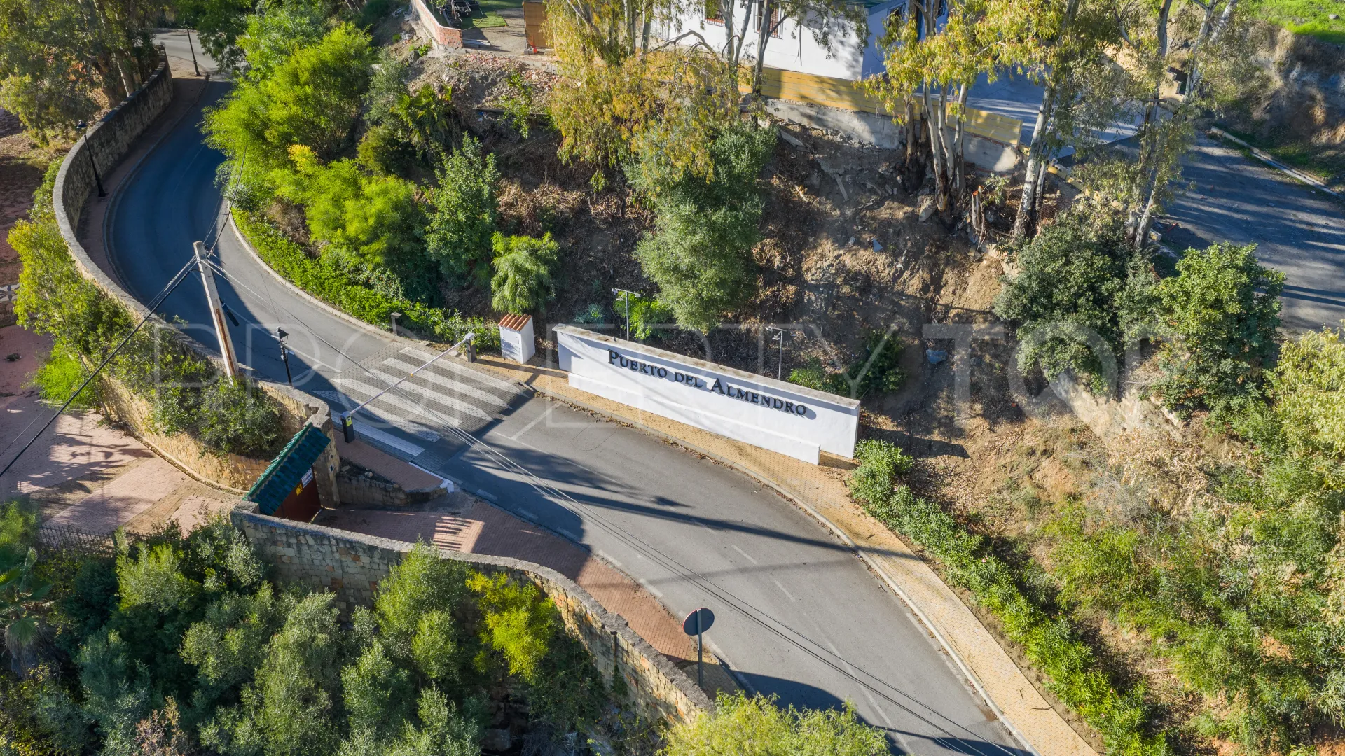 3 bedrooms apartment in Benahavis for sale