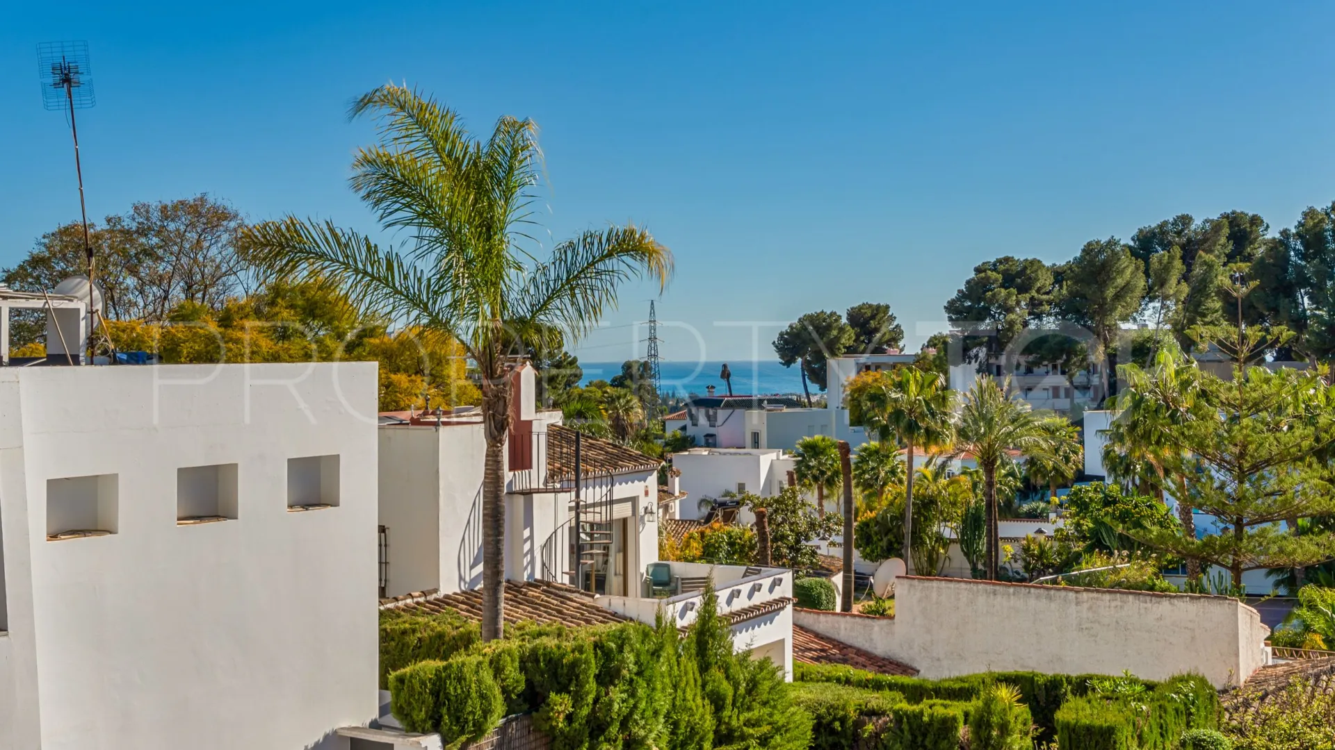 Nueva Andalucia villa for sale