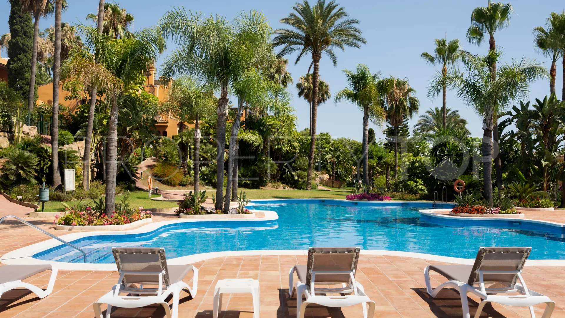 4 bedrooms Atalaya Hills town house for sale