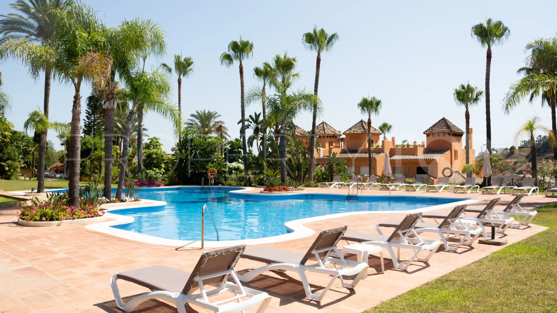 4 bedrooms Atalaya Hills town house for sale