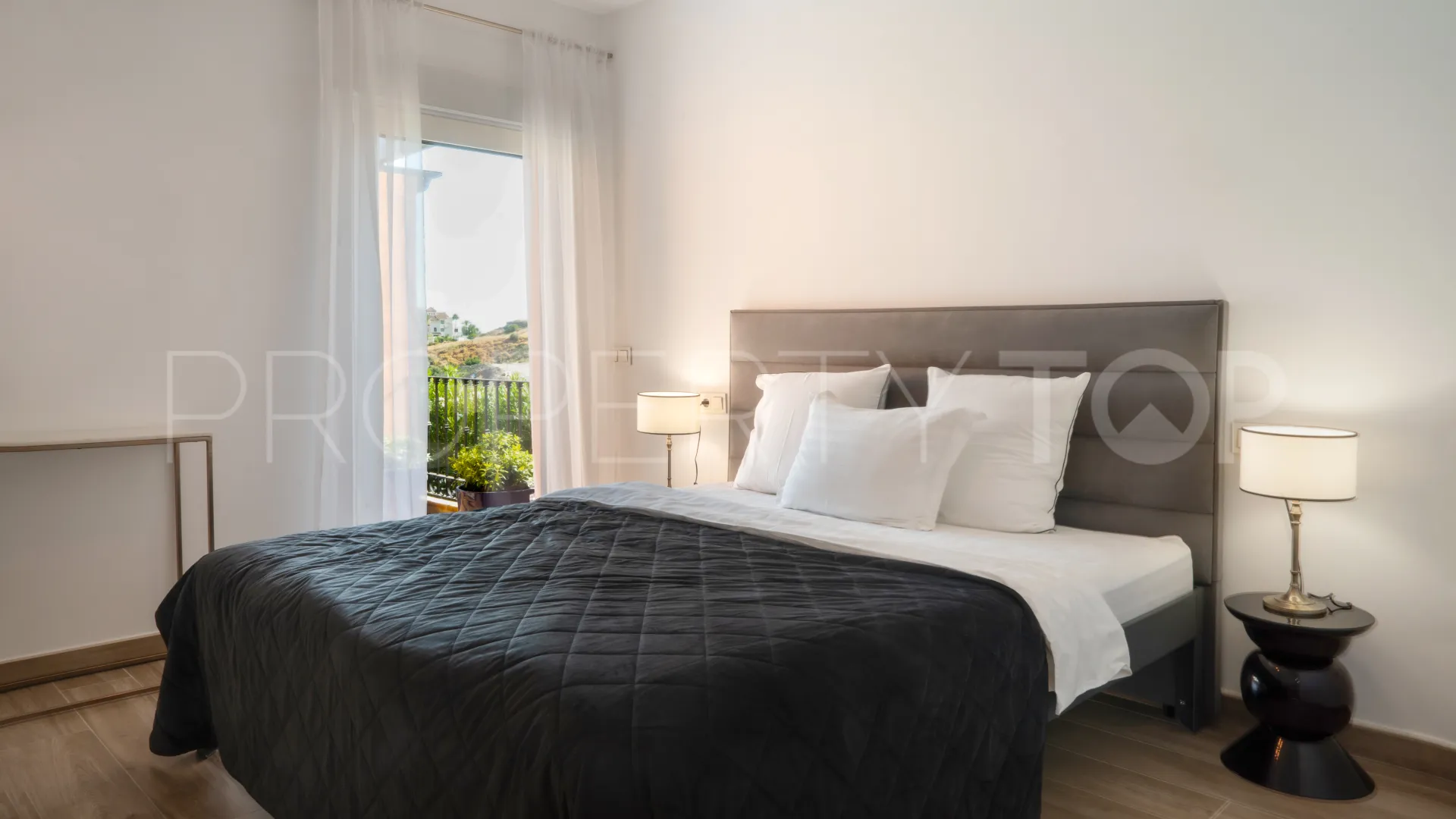 4 bedrooms Atalaya Hills town house for sale