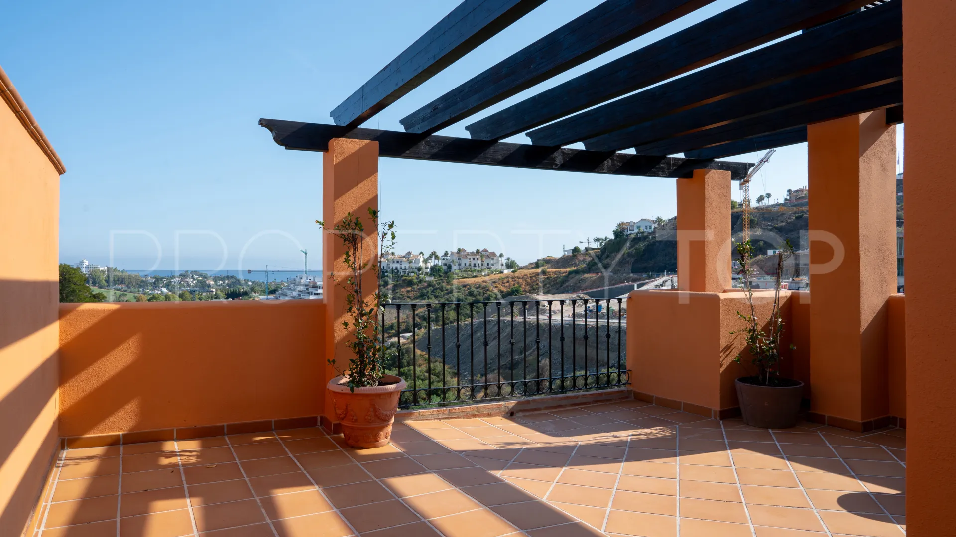 4 bedrooms Atalaya Hills town house for sale