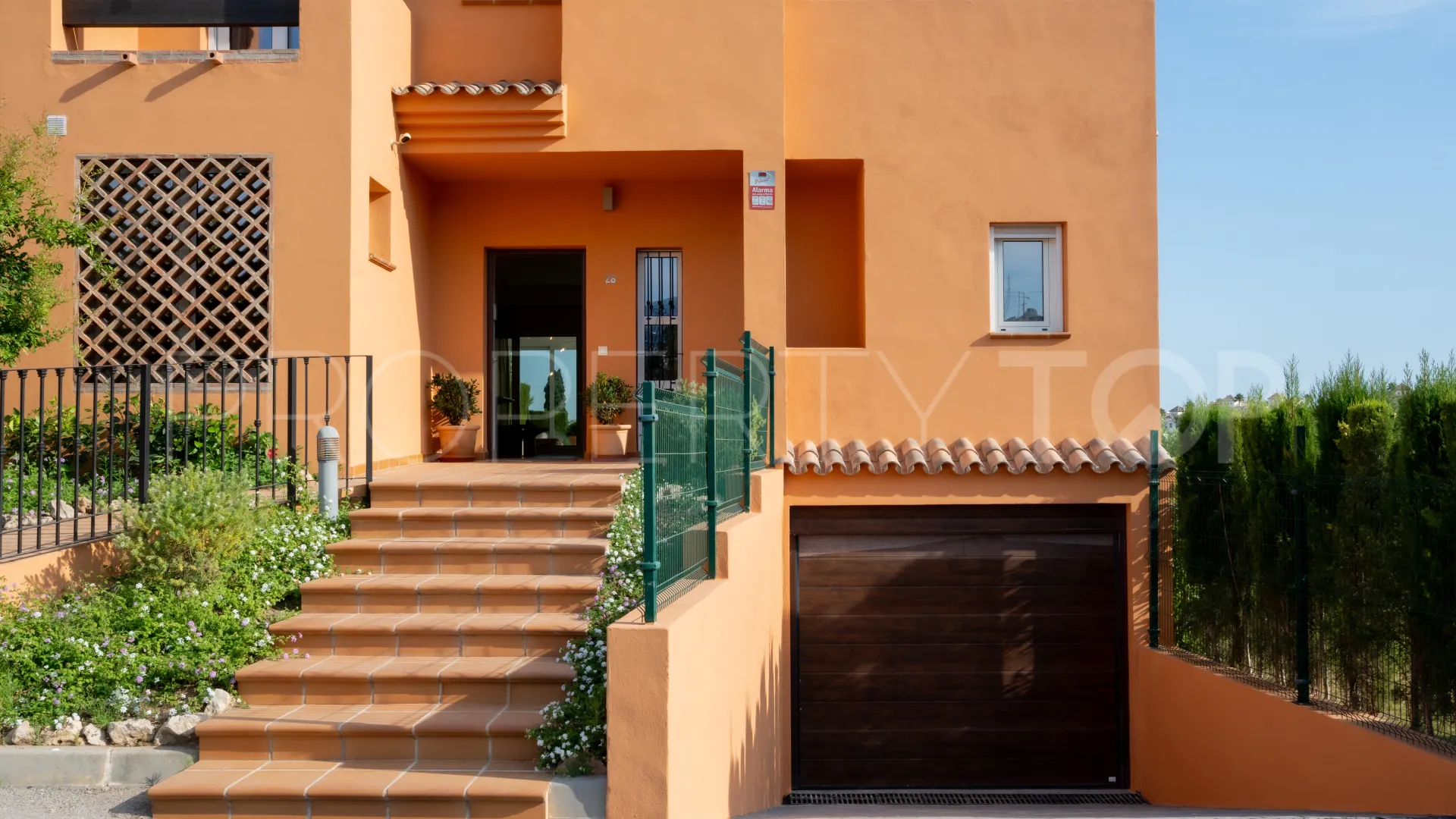 4 bedrooms Atalaya Hills town house for sale