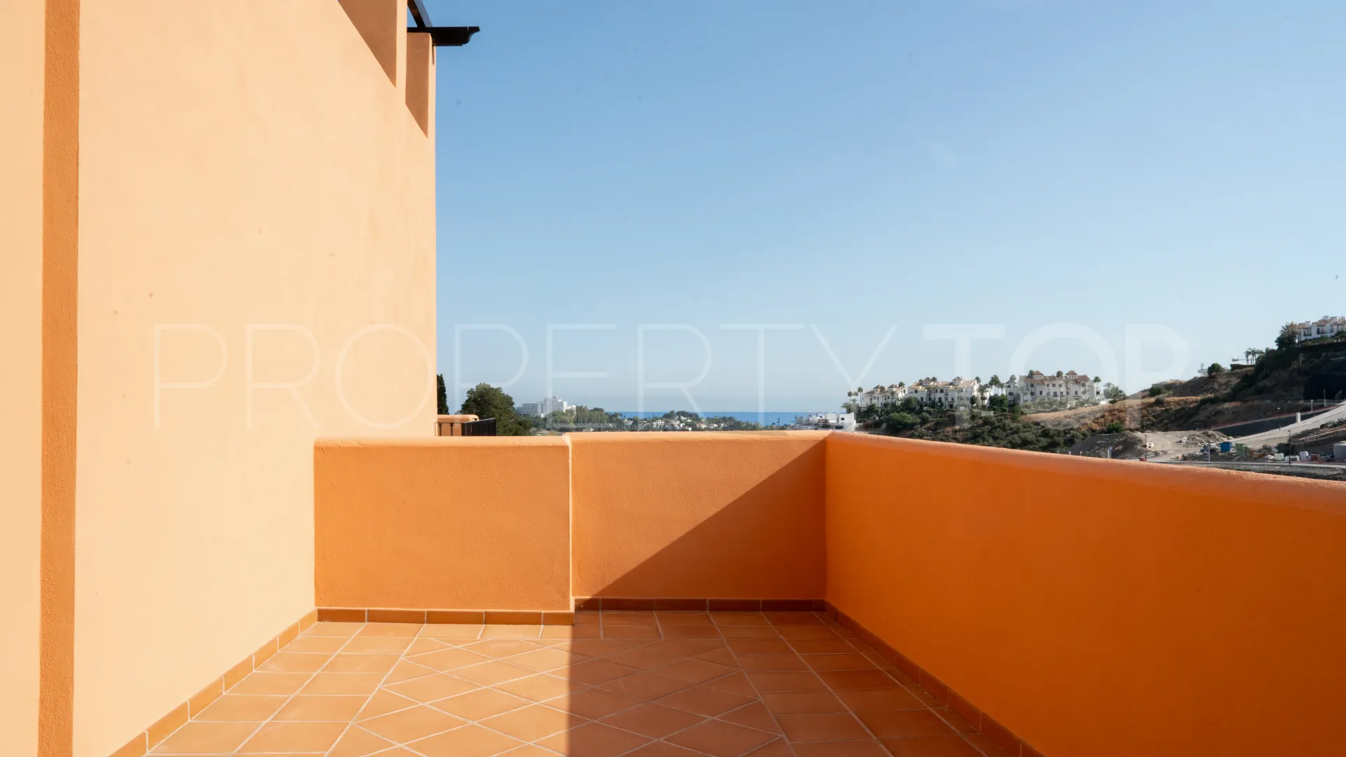4 bedrooms Atalaya Hills town house for sale