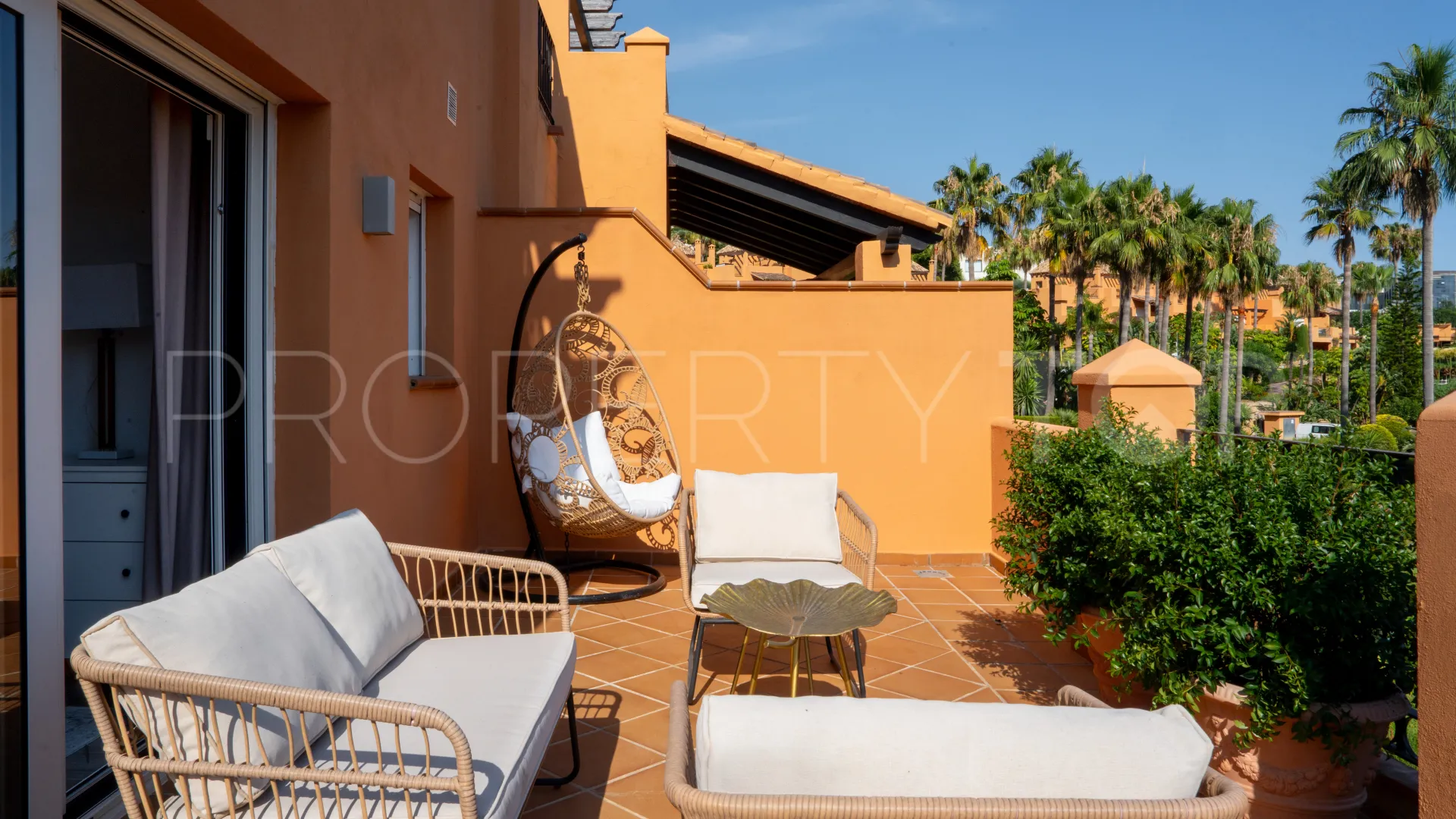 4 bedrooms Atalaya Hills town house for sale