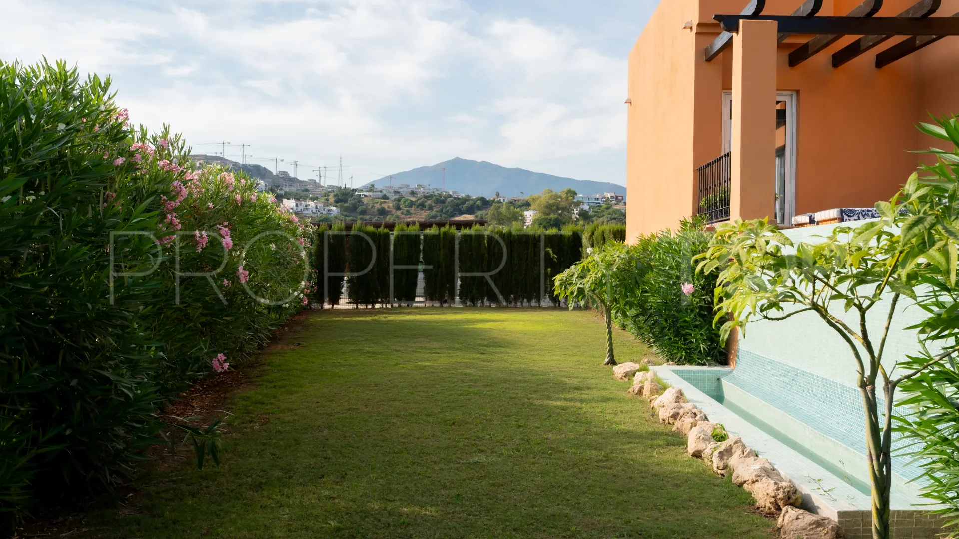 4 bedrooms Atalaya Hills town house for sale