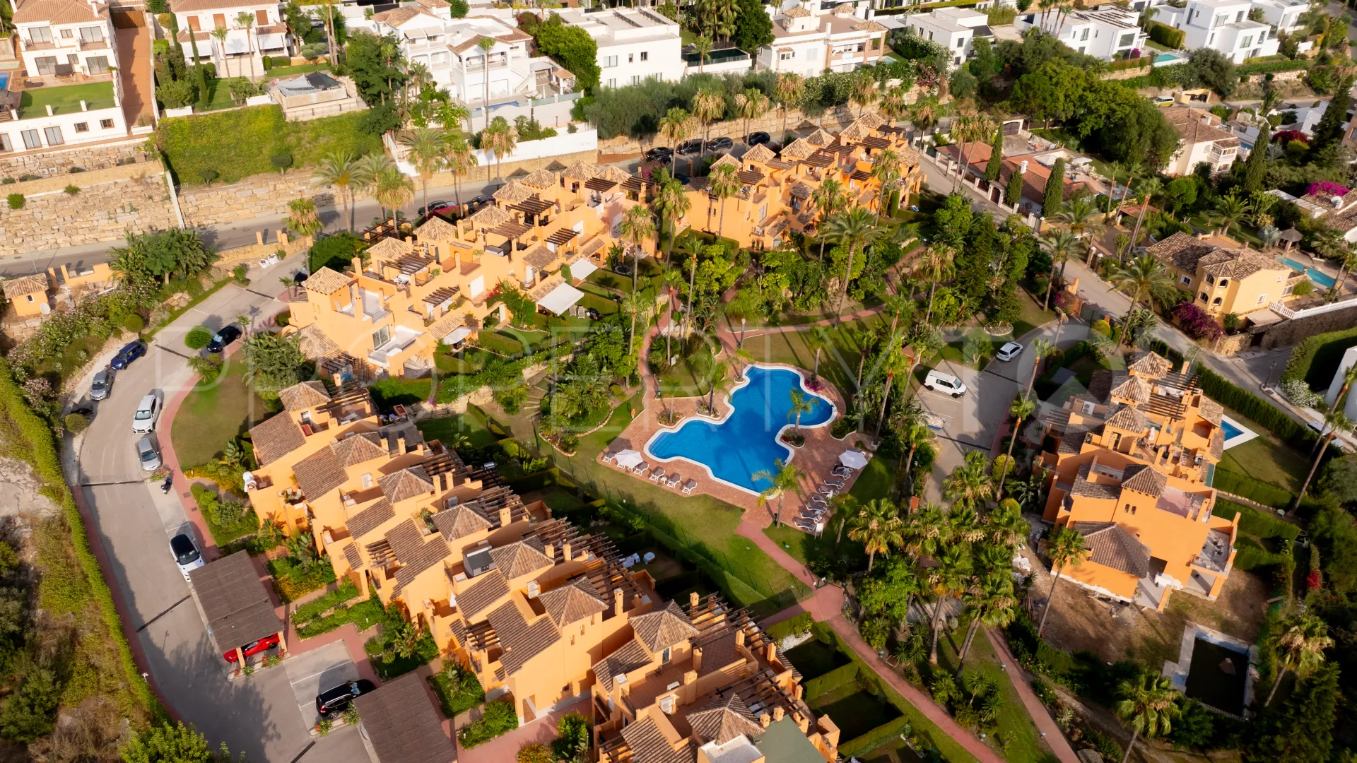 4 bedrooms Atalaya Hills town house for sale