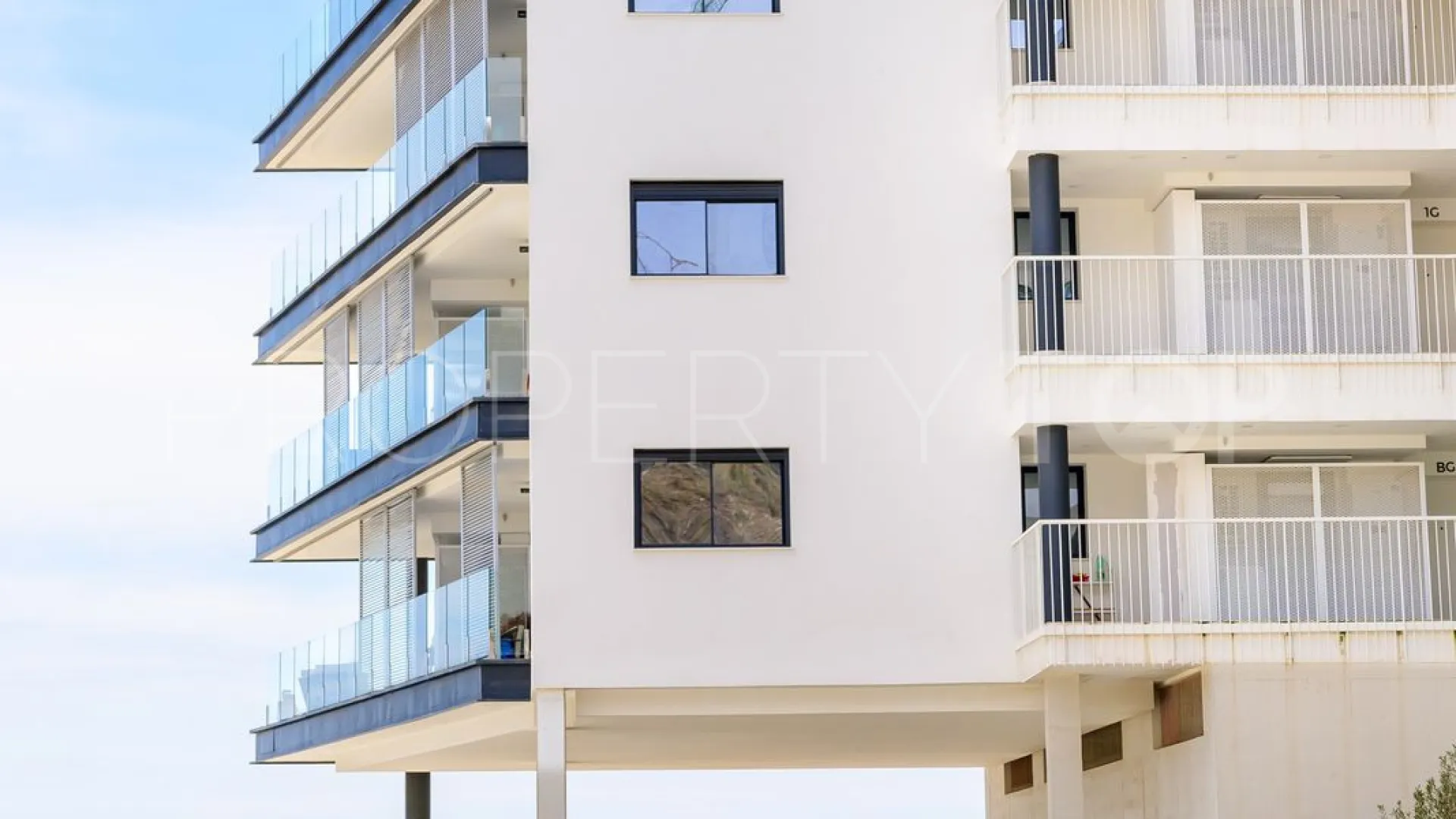 Apartamento en venta en El Higueron con 3 dormitorios