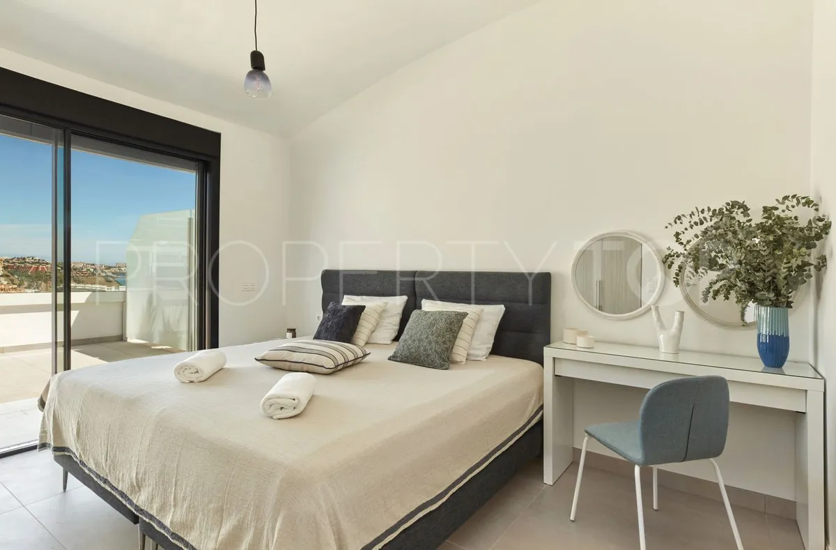 Apartamento en venta en El Higueron con 3 dormitorios