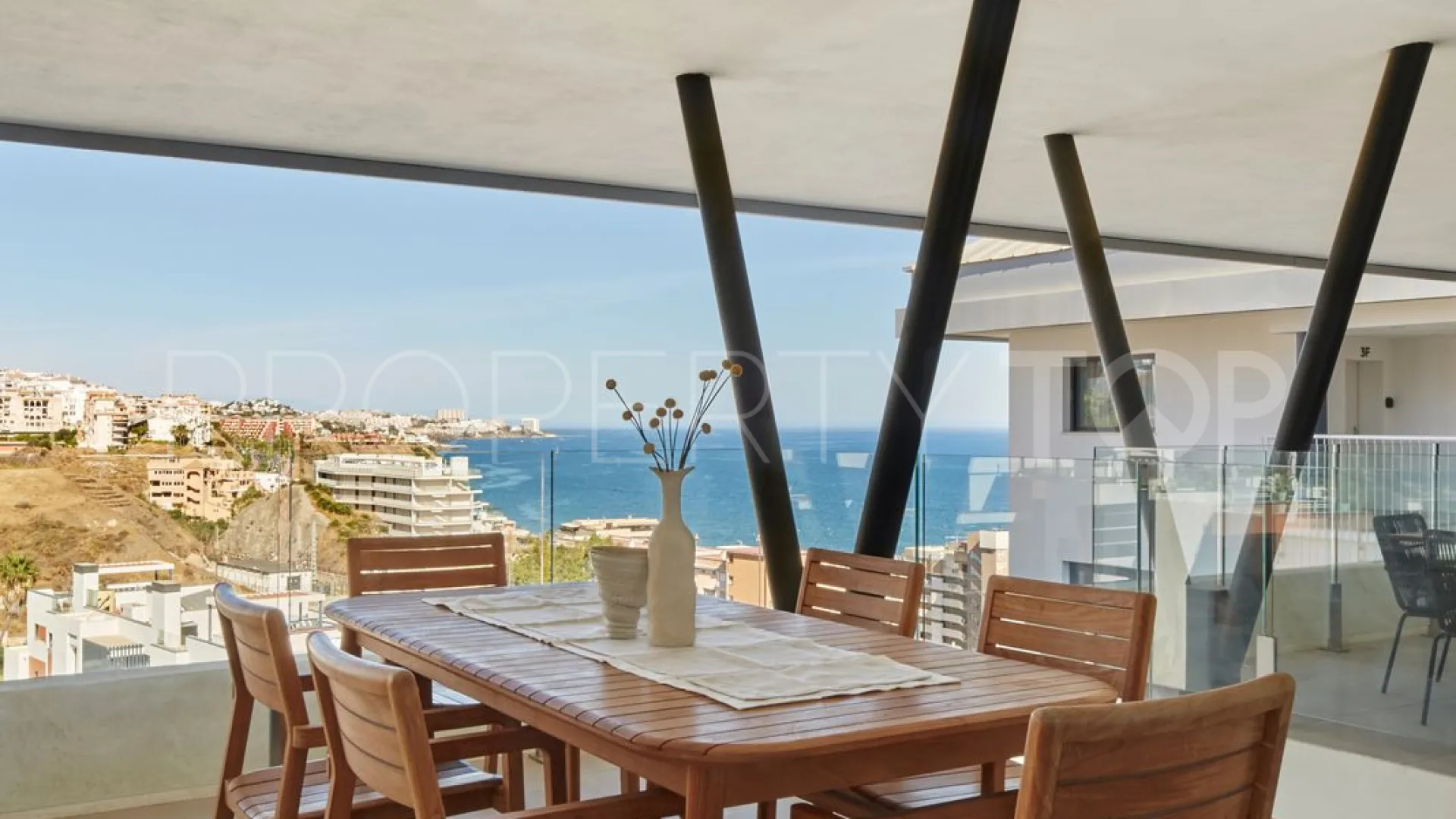 Apartamento en venta en El Higueron con 3 dormitorios