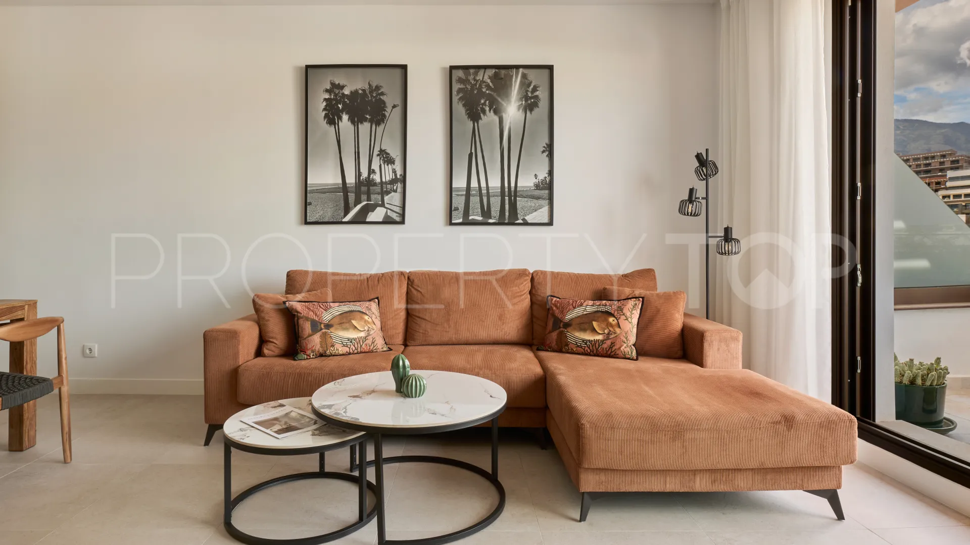 Estepona Puerto, apartamento en venta de 2 dormitorios
